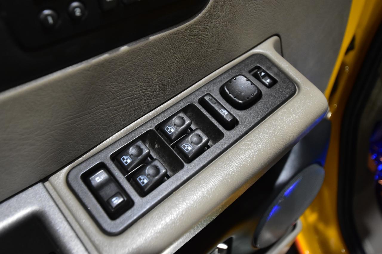 HUMMER H2 4WD 4dr SUV Luxury 2004