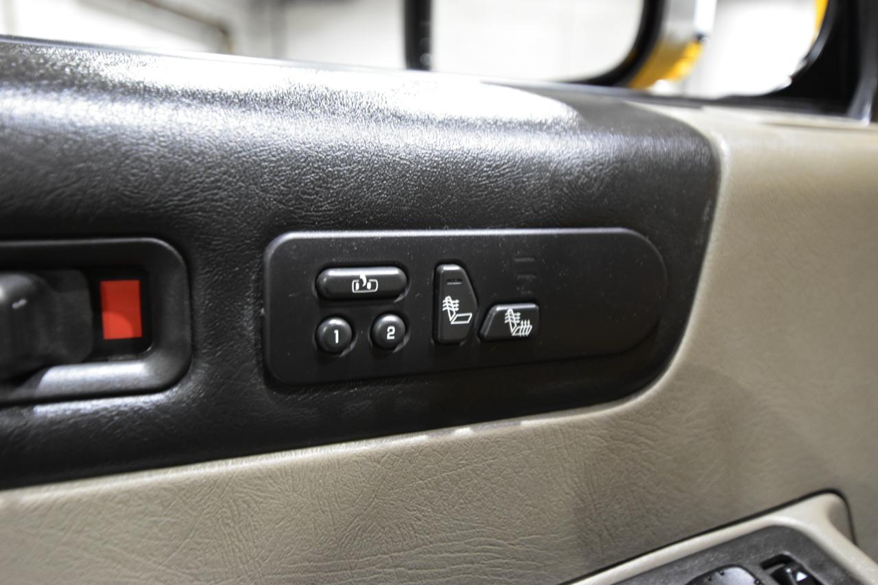 HUMMER H2 4WD 4dr SUV Luxury 2004