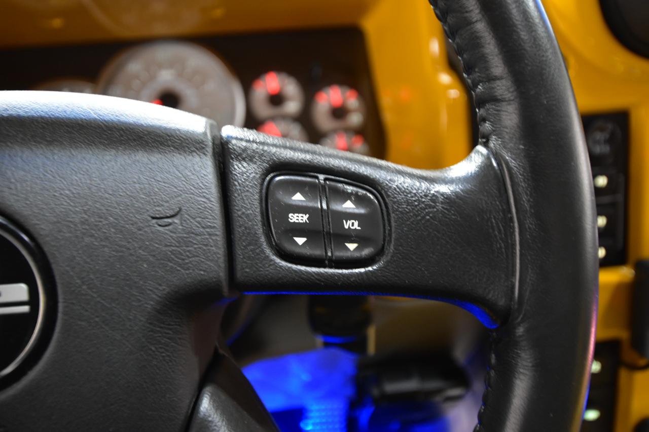 HUMMER H2 4WD 4dr SUV Luxury 2004