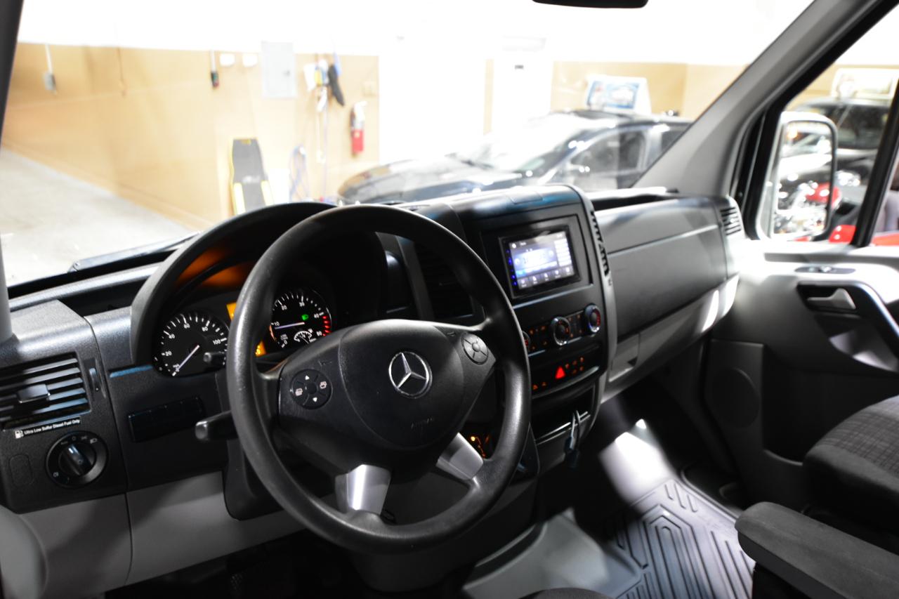 Mercedes-Benz Sprinter Cargo Vans RWD 3500 170" 2015