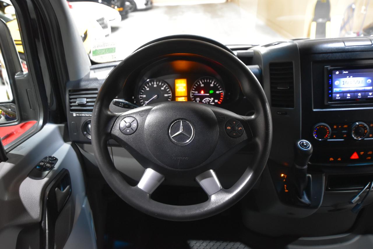 Mercedes-Benz Sprinter Cargo Vans RWD 3500 170" 2015