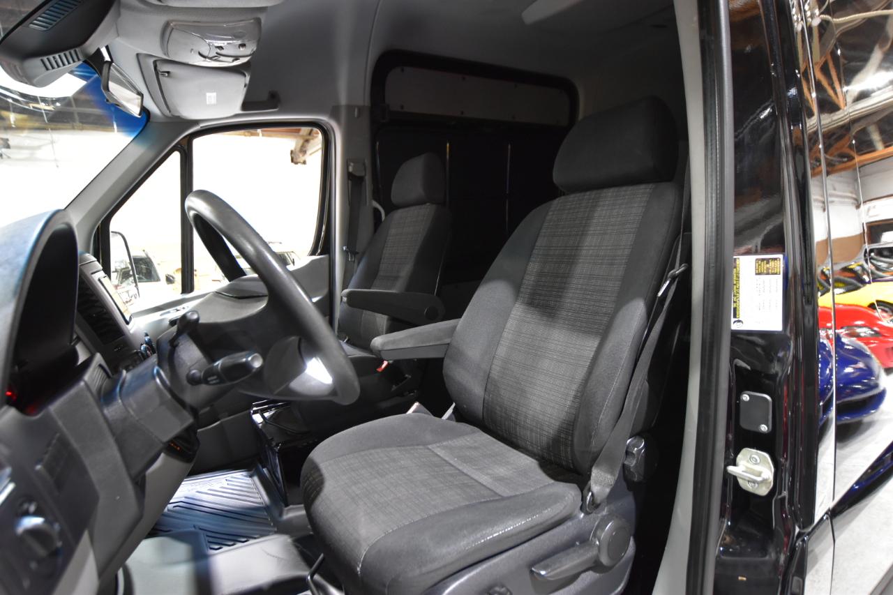 Mercedes-Benz Sprinter Cargo Vans RWD 3500 170" 2015