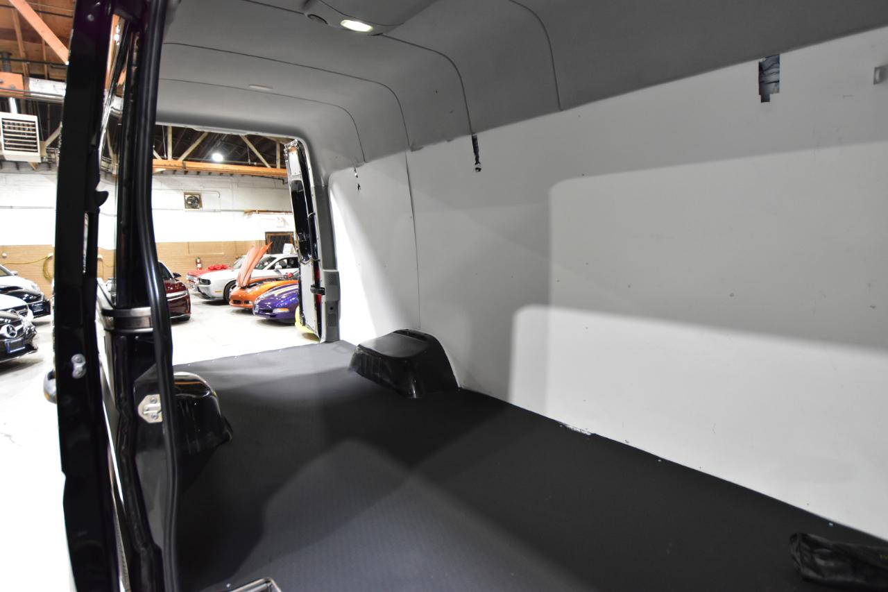 Mercedes-Benz Sprinter Cargo Vans RWD 3500 170" 2015