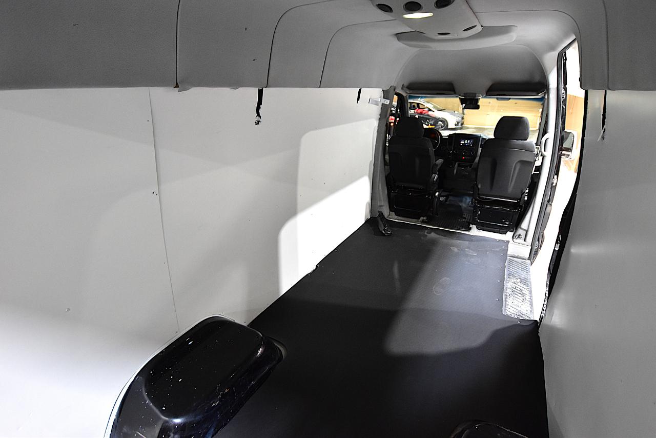 Mercedes-Benz Sprinter Cargo Vans RWD 3500 170" 2015