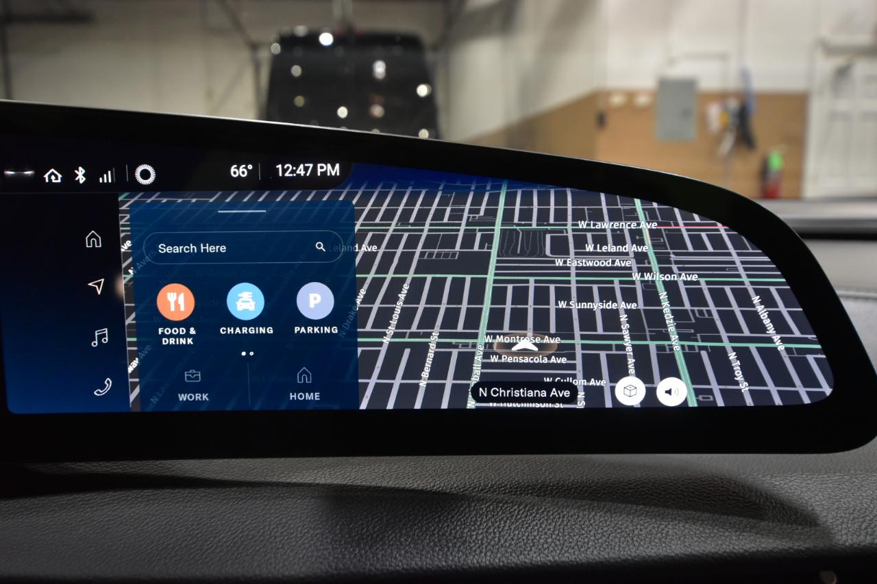 Lucid Air Touring AWD 2023