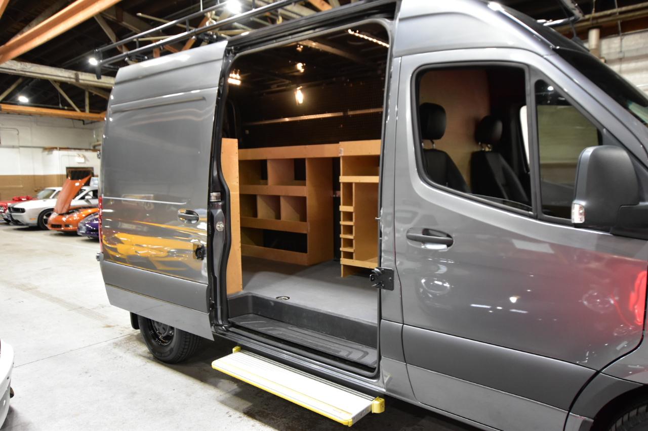 Mercedes-Benz Sprinter Van 2500 Standard Roof I4 Diesel HO 144" RWD 2023