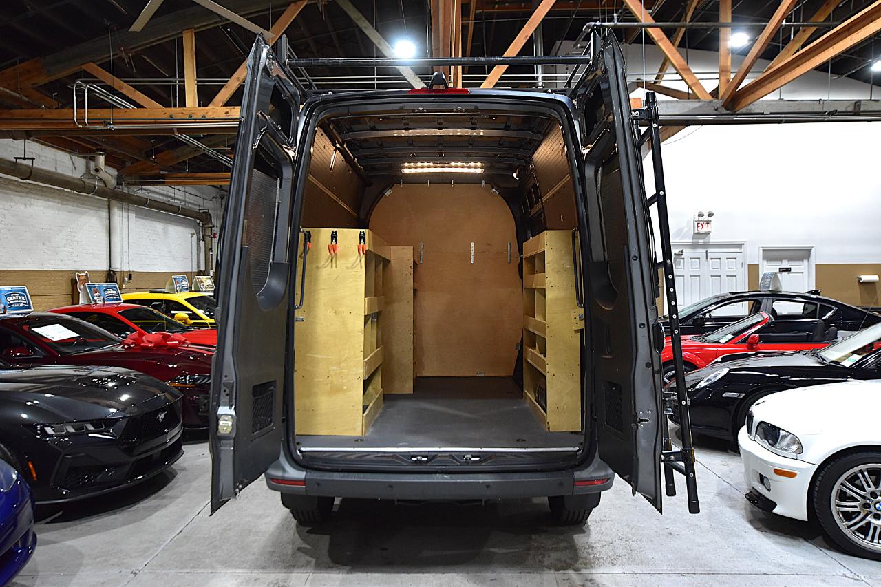 Mercedes-Benz Sprinter Van 2500 Standard Roof I4 Diesel HO 144" RWD 2023