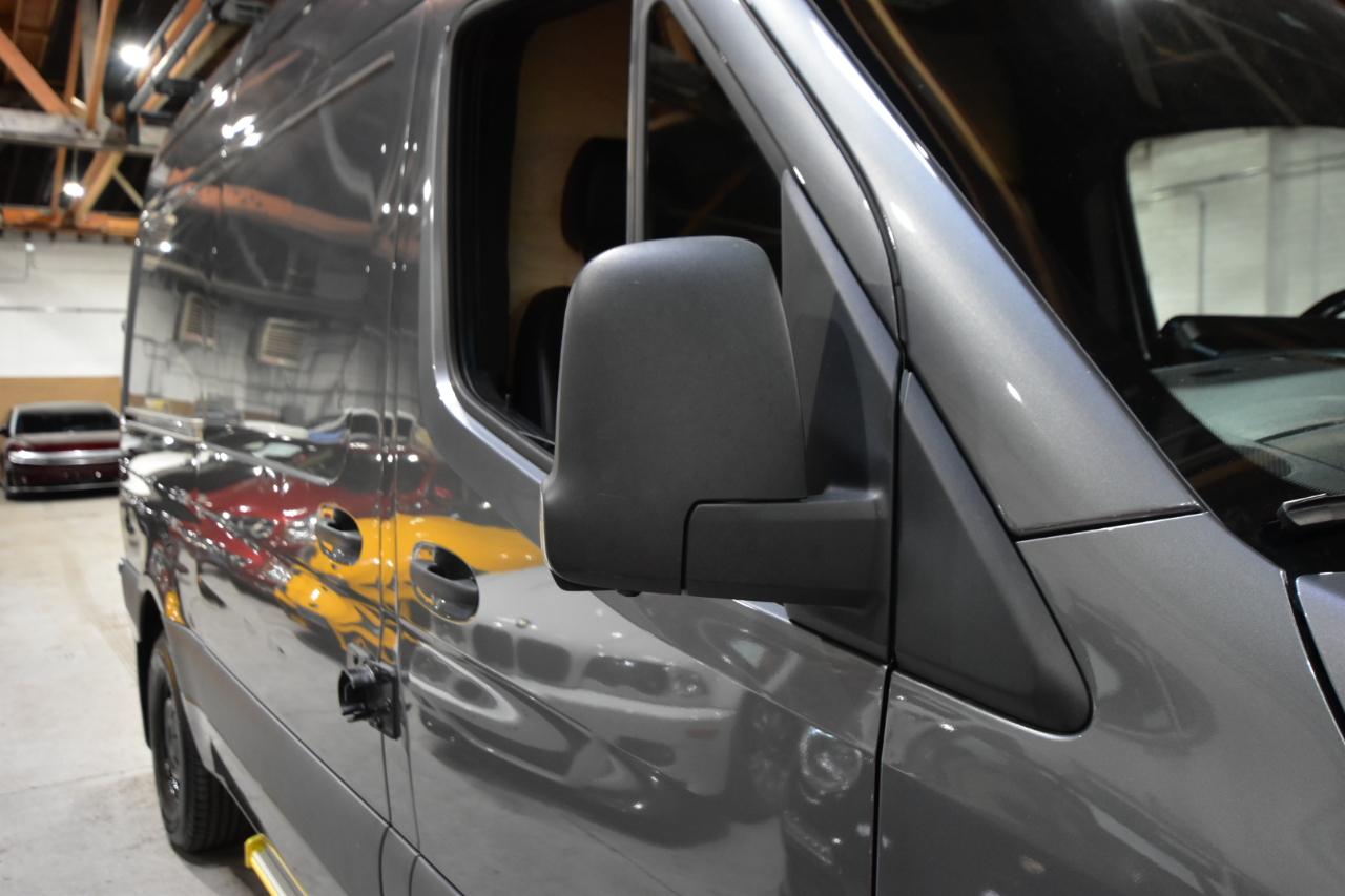Mercedes-Benz Sprinter Van 2500 Standard Roof I4 Diesel HO 144" RWD 2023