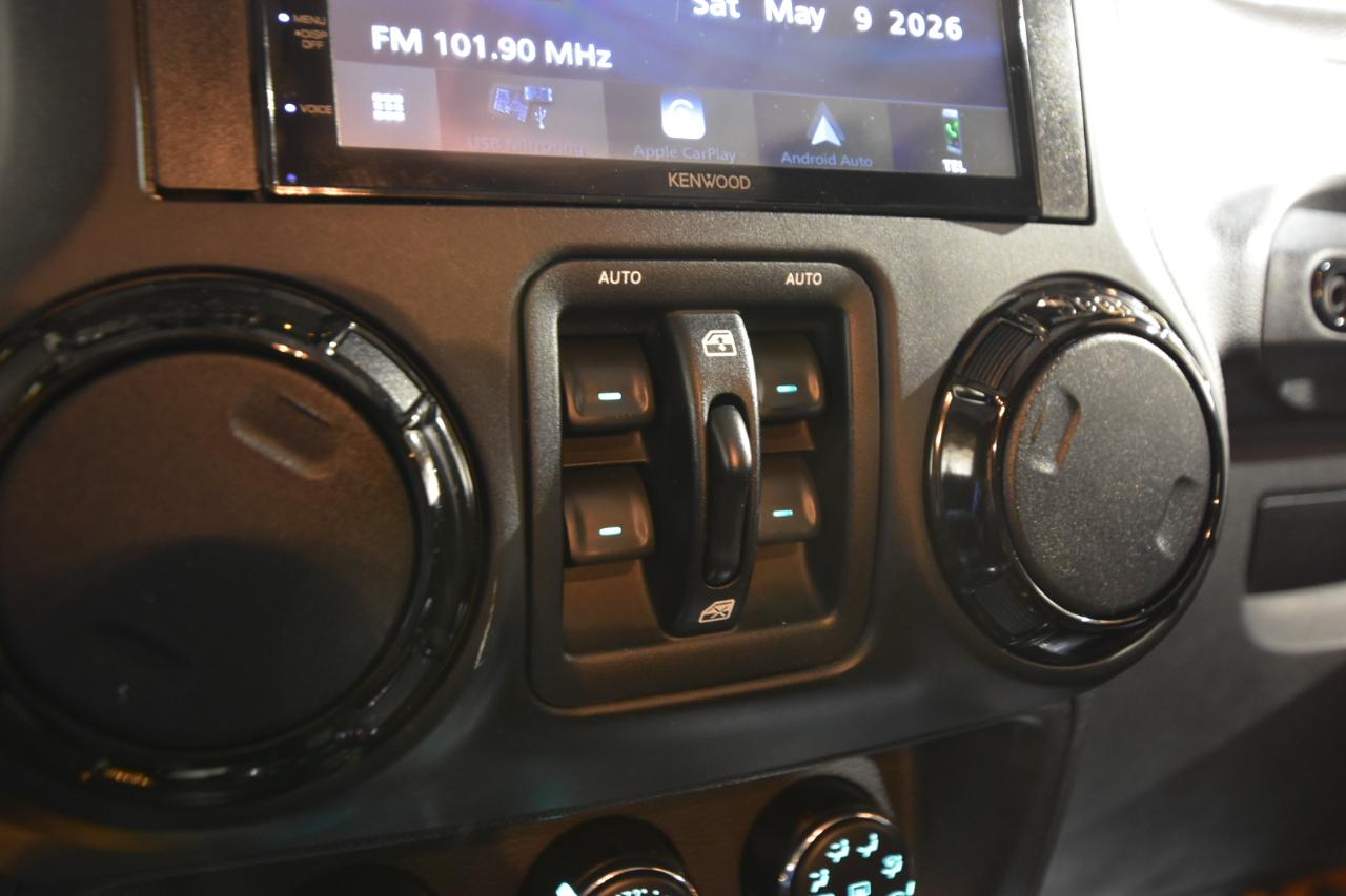Jeep Wrangler Unlimited 4WD 4dr Altitude 2014