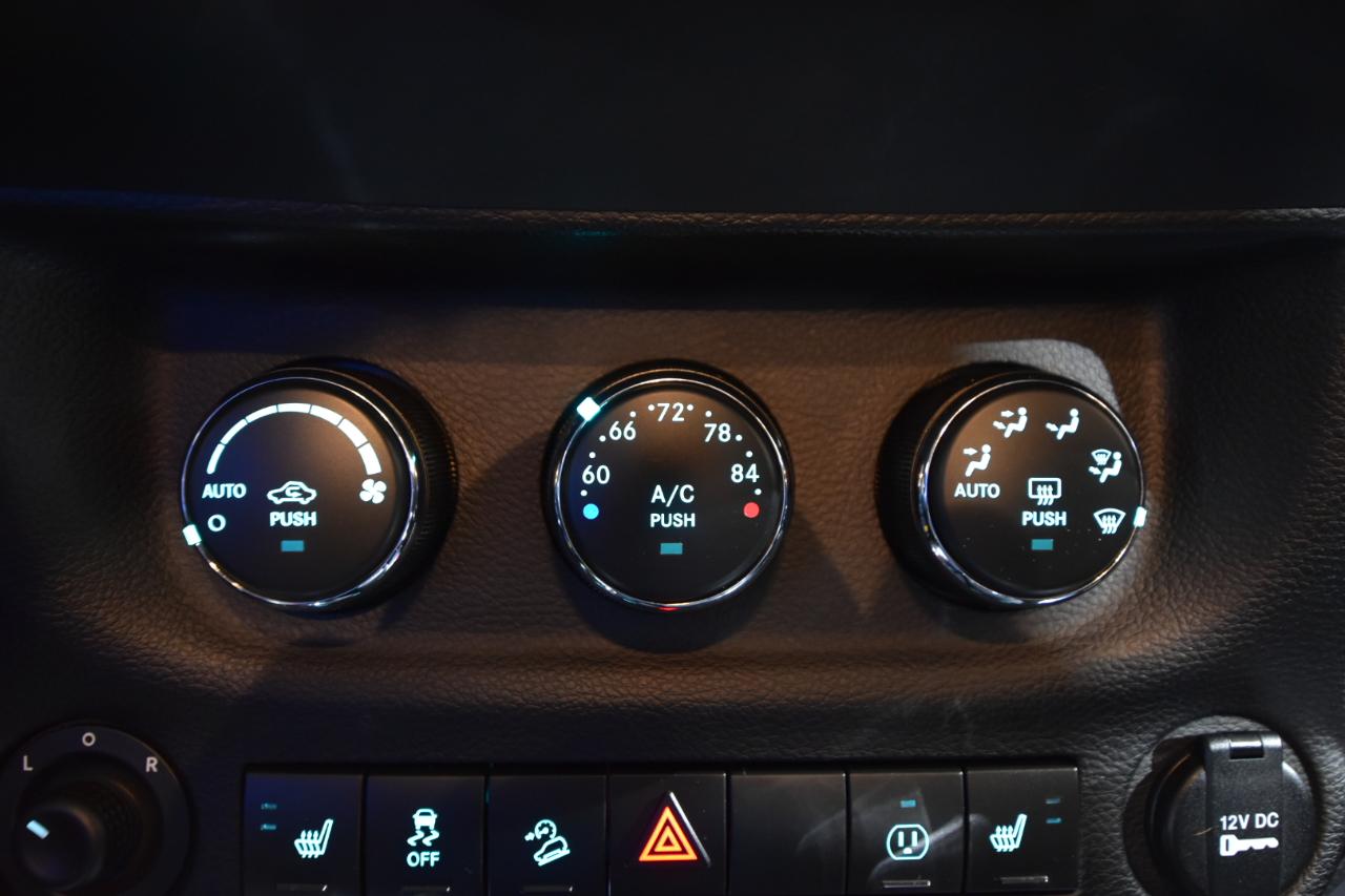 Jeep Wrangler Unlimited 4WD 4dr Altitude 2014