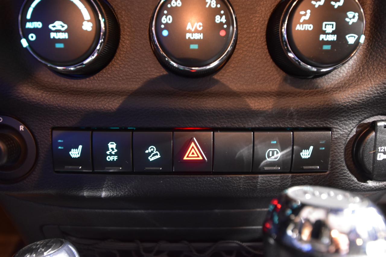 Jeep Wrangler Unlimited 4WD 4dr Altitude 2014