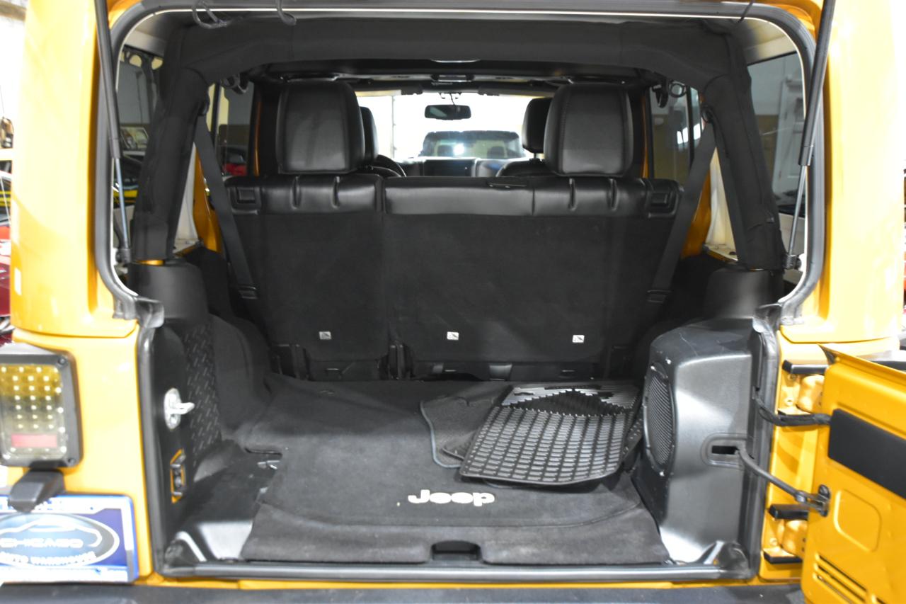 Jeep Wrangler Unlimited 4WD 4dr Altitude 2014