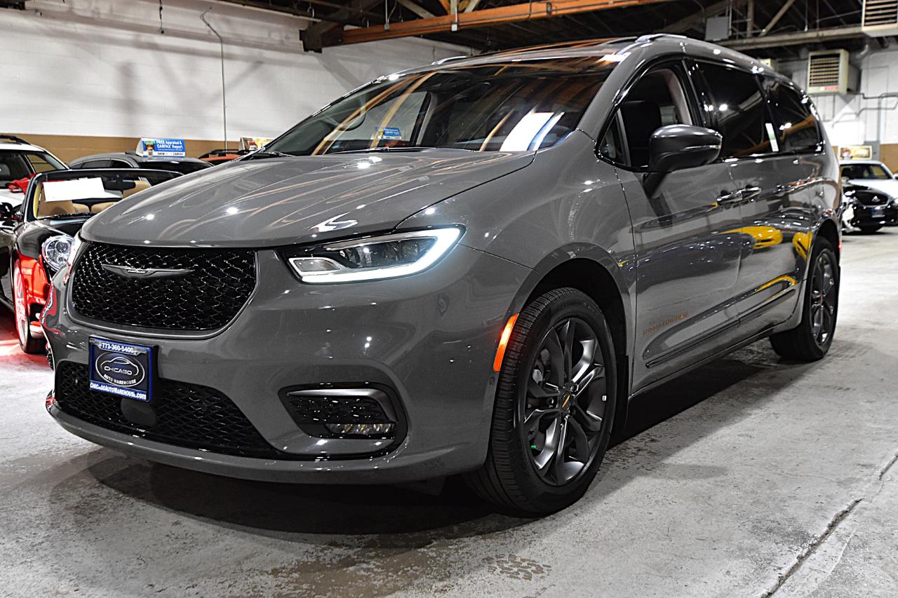Chrysler Pacifica  2023