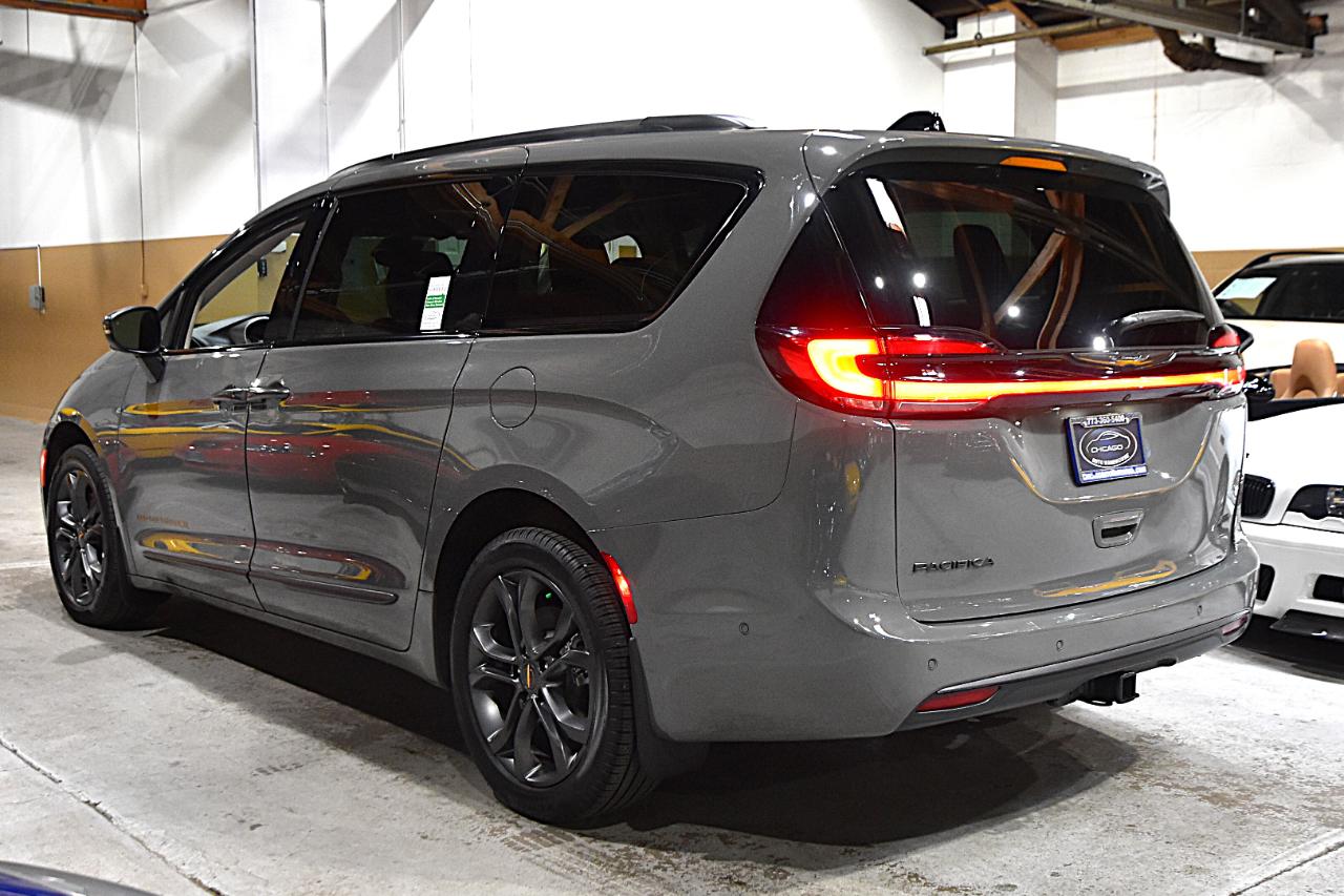 Chrysler Pacifica  2023