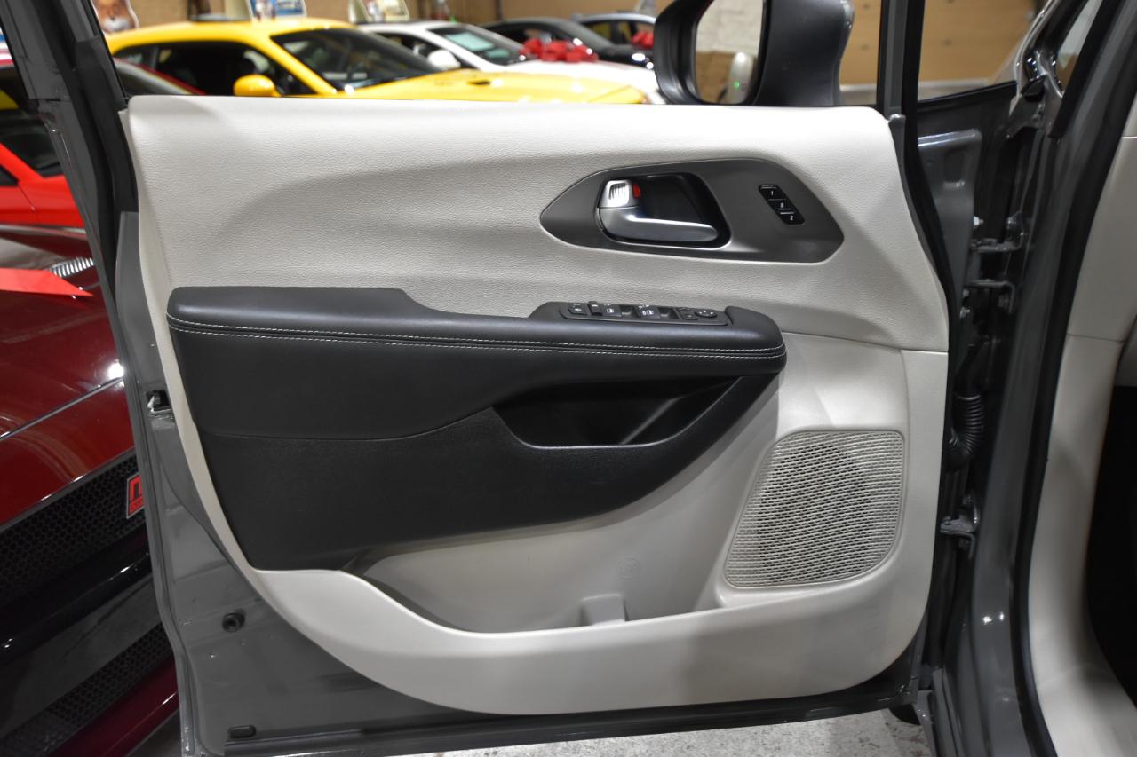 Chrysler Pacifica  2023