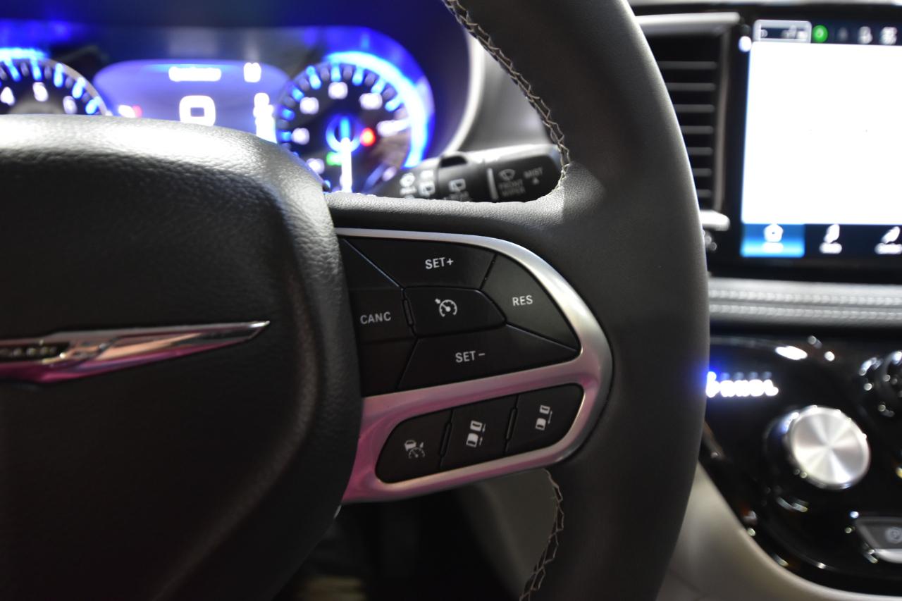 Chrysler Pacifica  2023