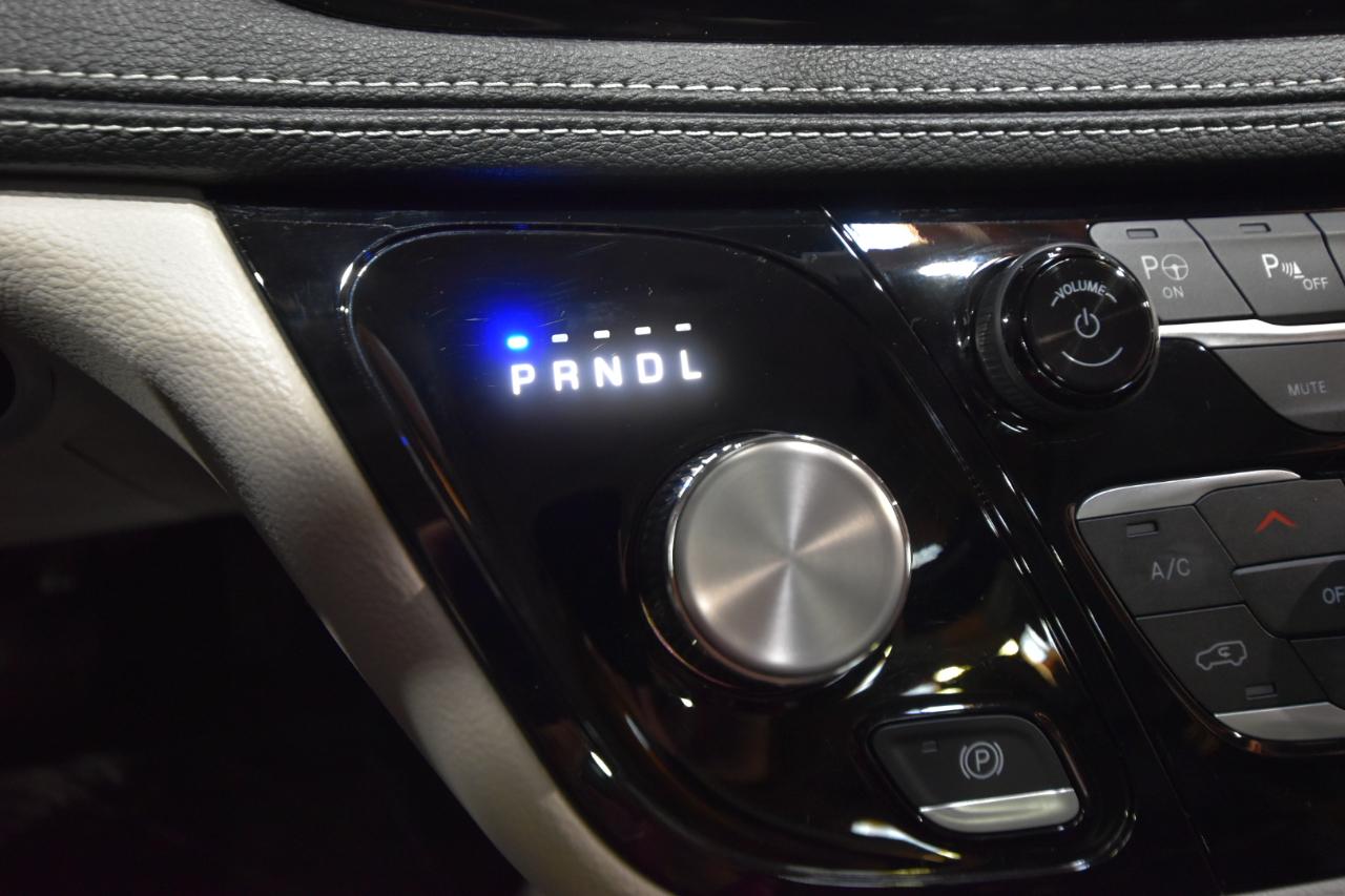 Chrysler Pacifica  2023