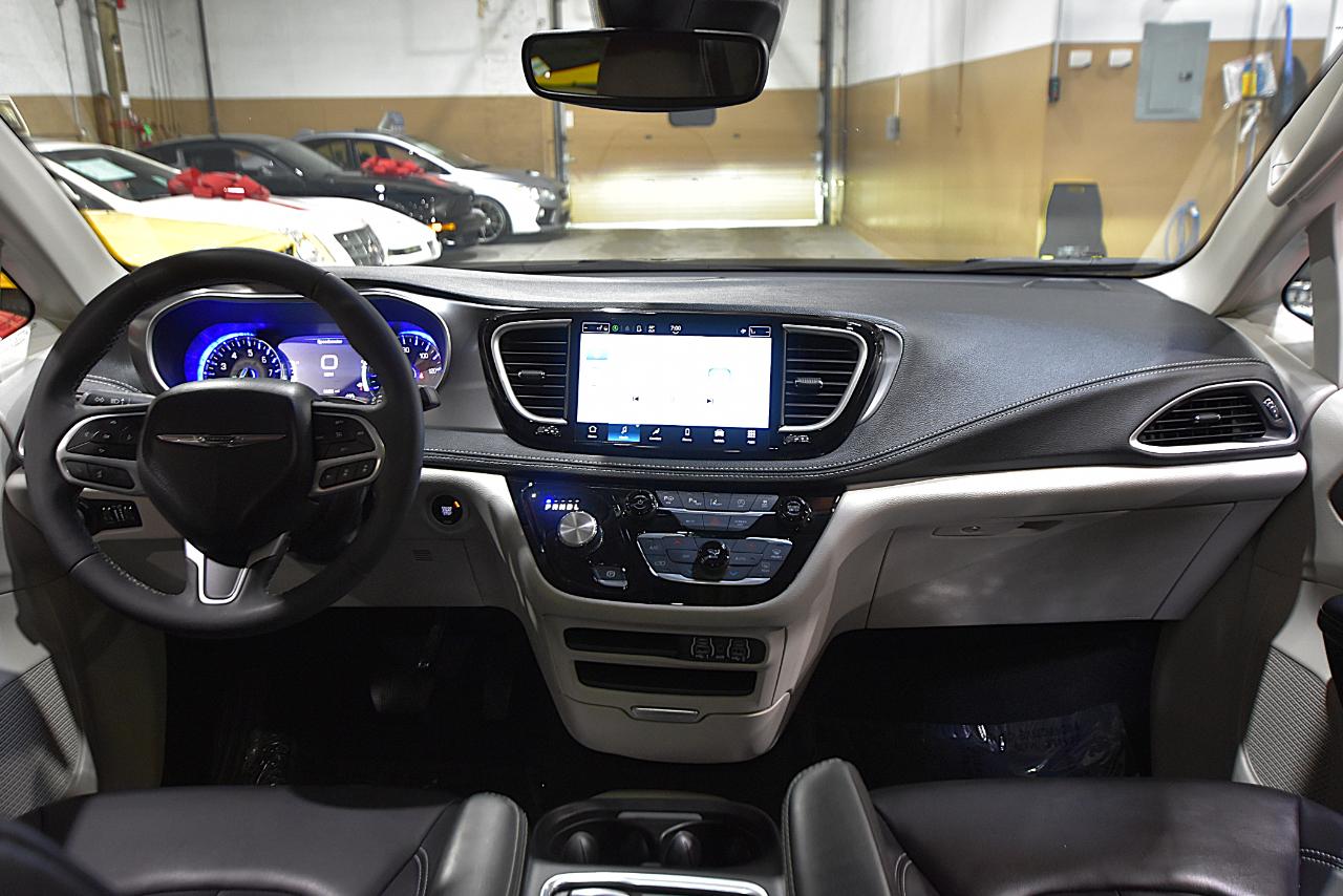 Chrysler Pacifica  2023