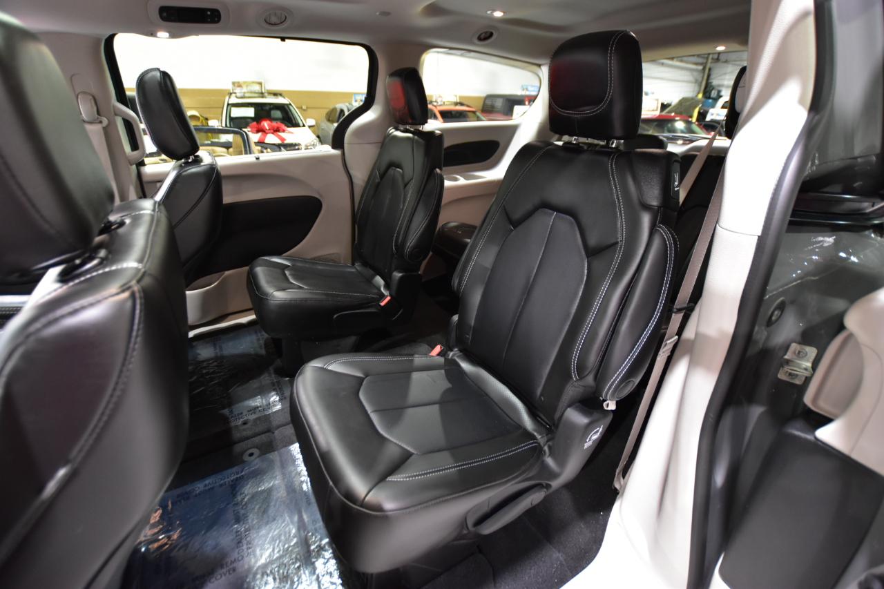 Chrysler Pacifica  2023