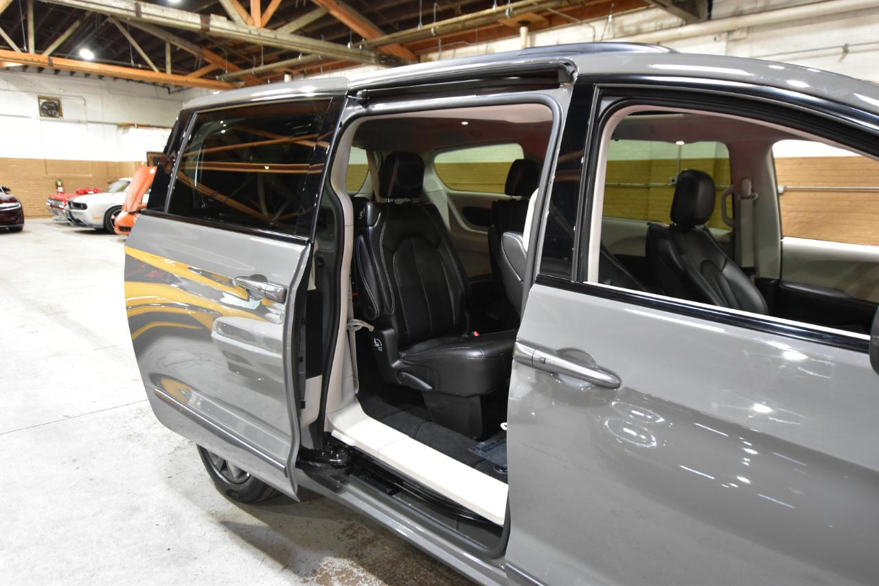 Chrysler Pacifica  2023