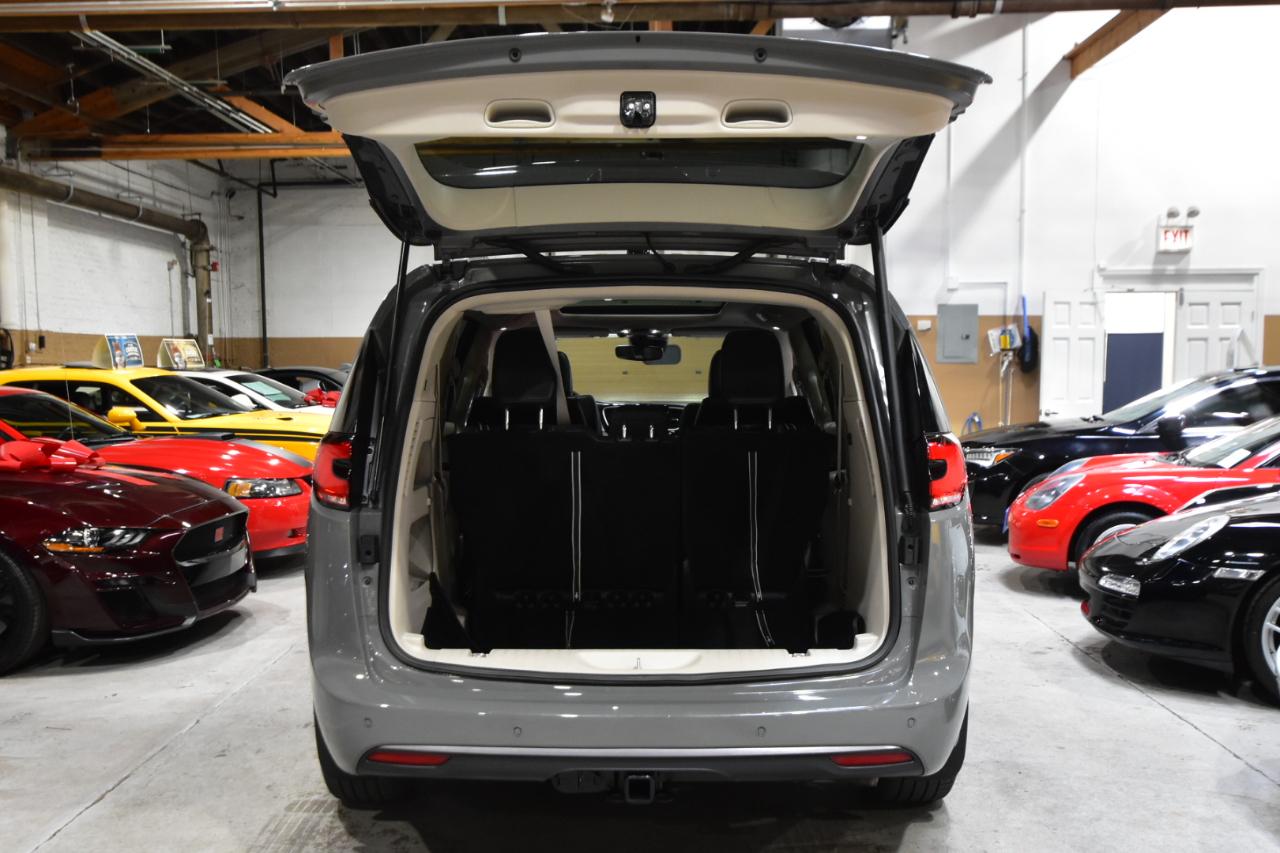 Chrysler Pacifica  2023