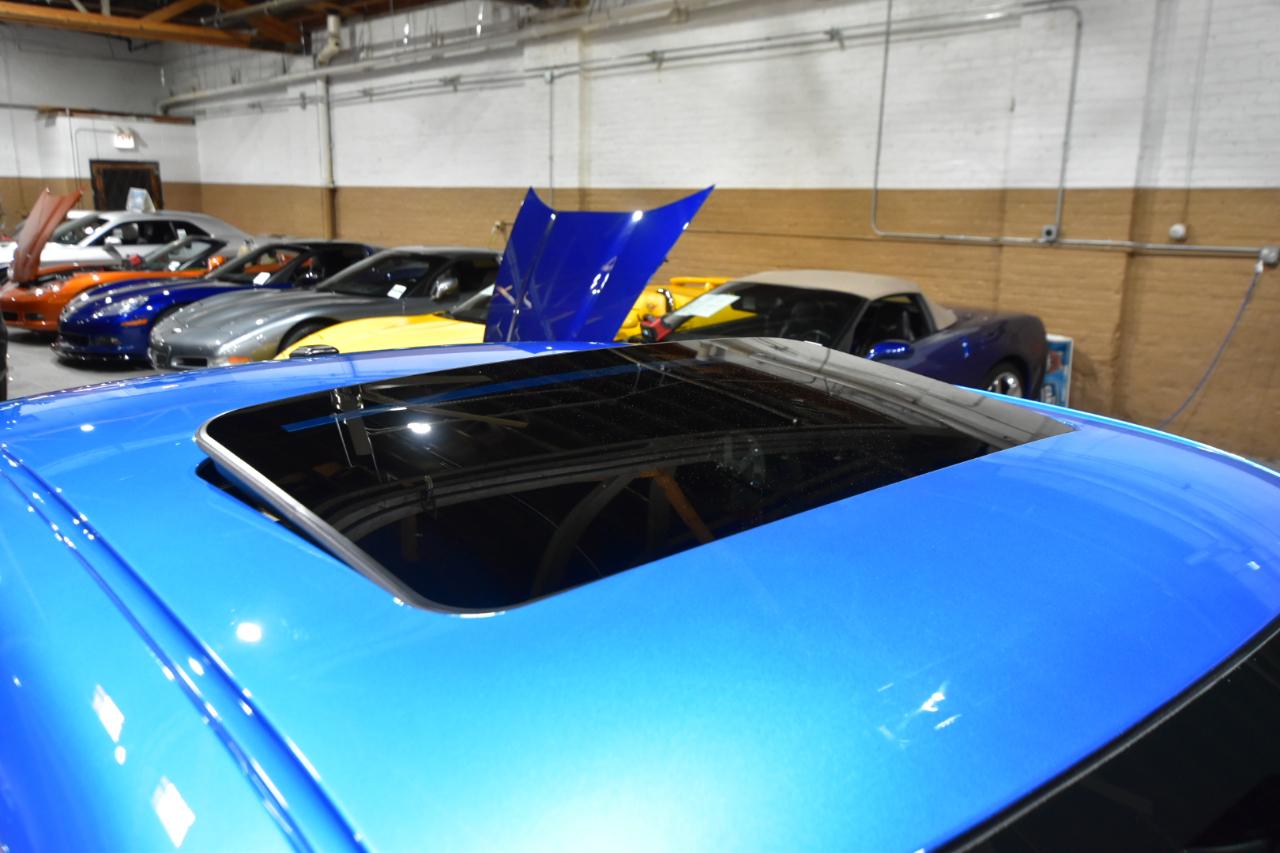 Dodge Challenger 2dr Cpe R/T 2009