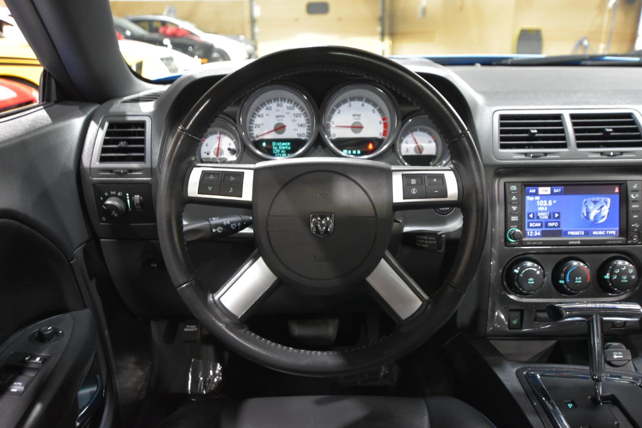 Dodge Challenger 2dr Cpe R/T 2009