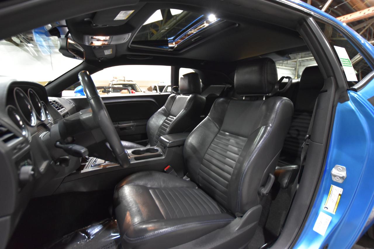 Dodge Challenger 2dr Cpe R/T 2009