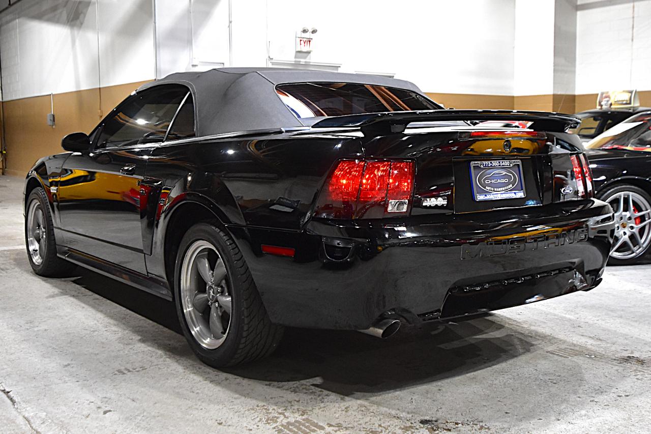 Ford Mustang  2003