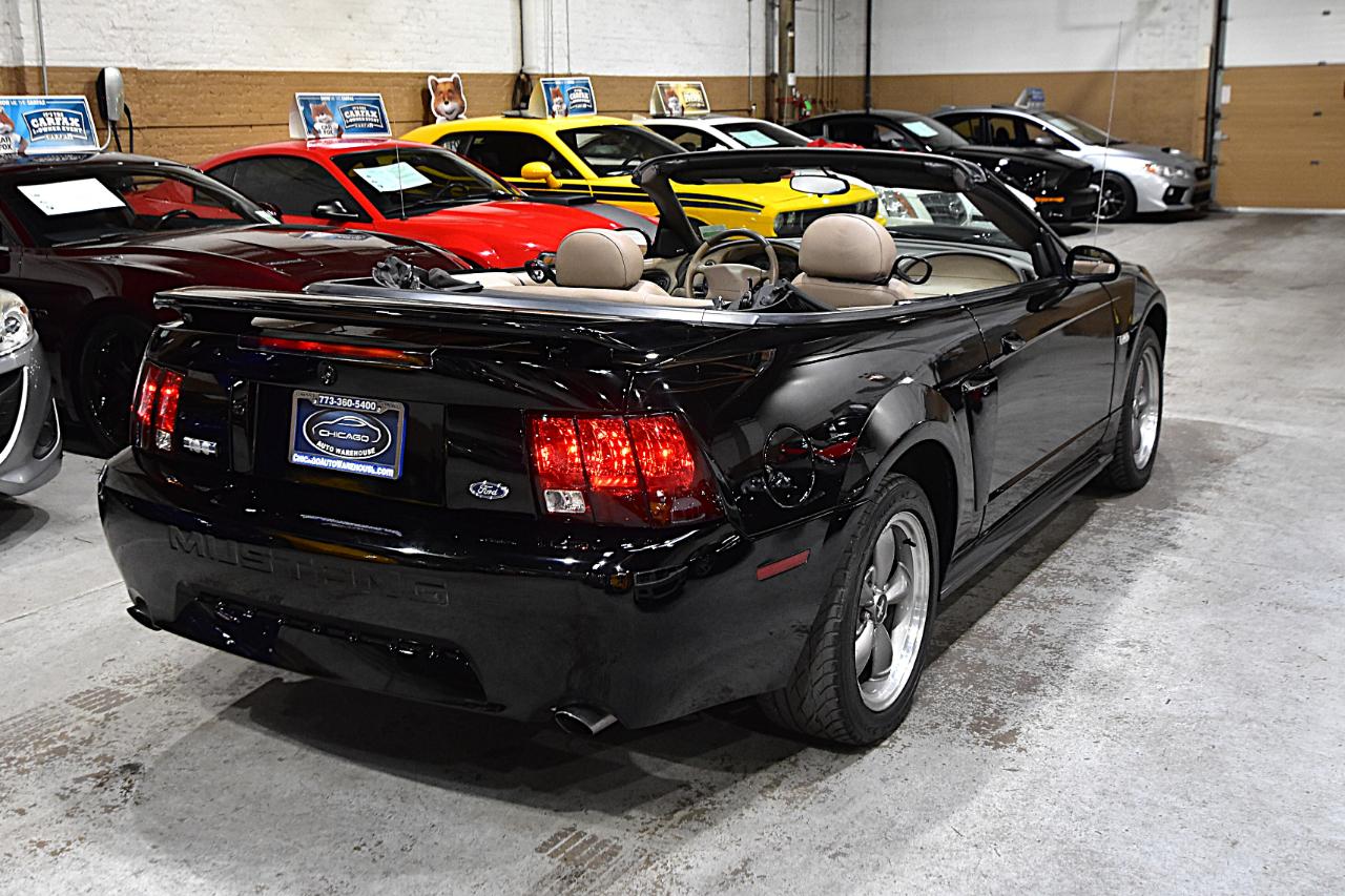 Ford Mustang  2003