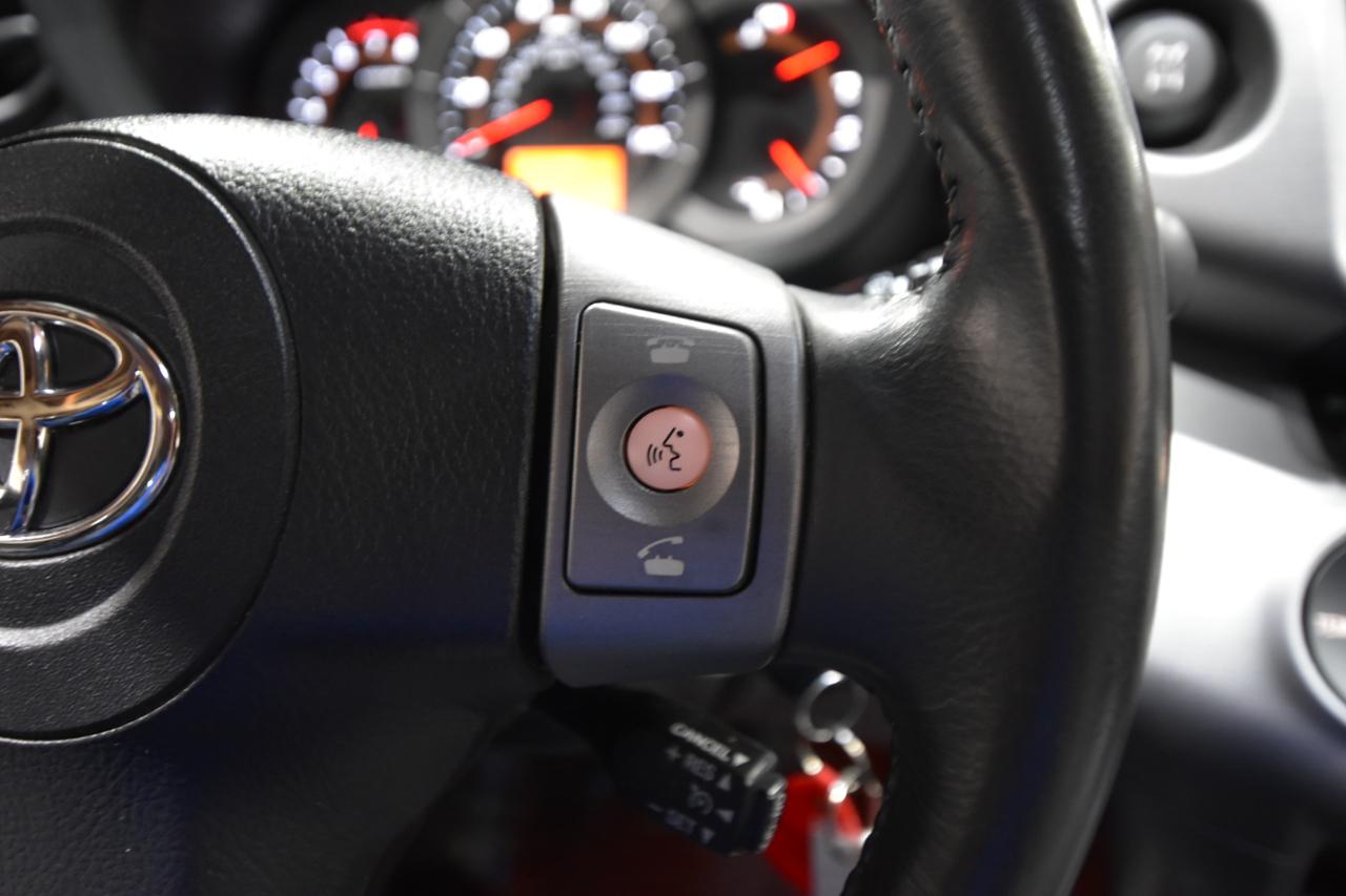 Toyota RAV4 4WD 4dr 4-cyl Limited (Natl) 2007