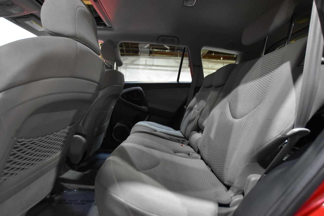 Toyota RAV4 4WD 4dr 4-cyl Limited (Natl) 2007