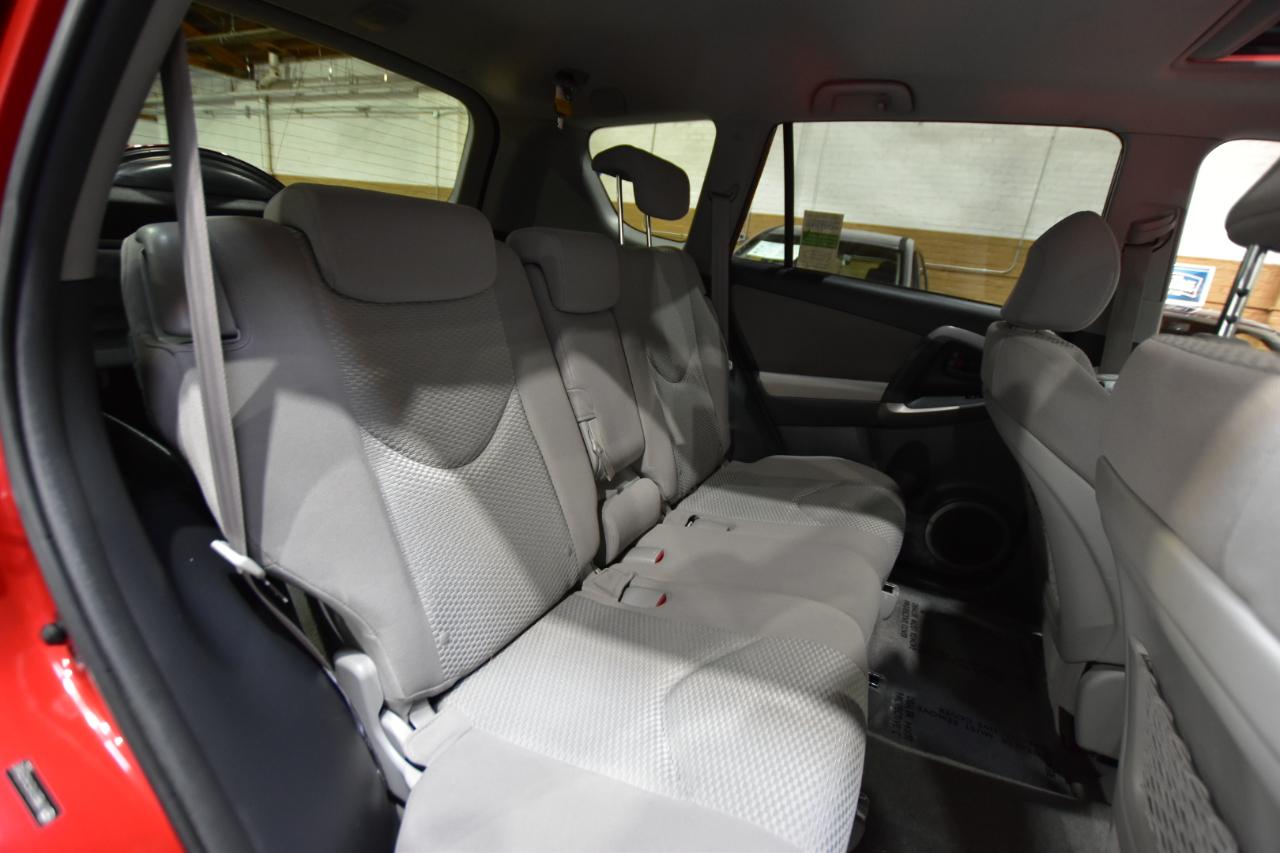 Toyota RAV4 4WD 4dr 4-cyl Limited (Natl) 2007
