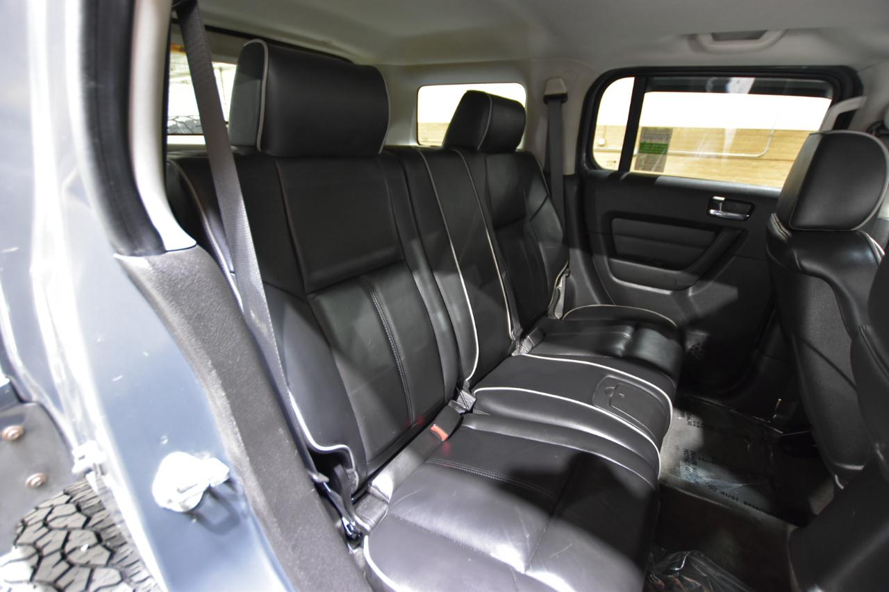 HUMMER H3 4WD 4dr SUV Luxury 2009