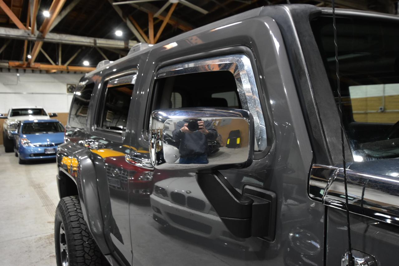 HUMMER H3 4WD 4dr SUV Luxury 2009