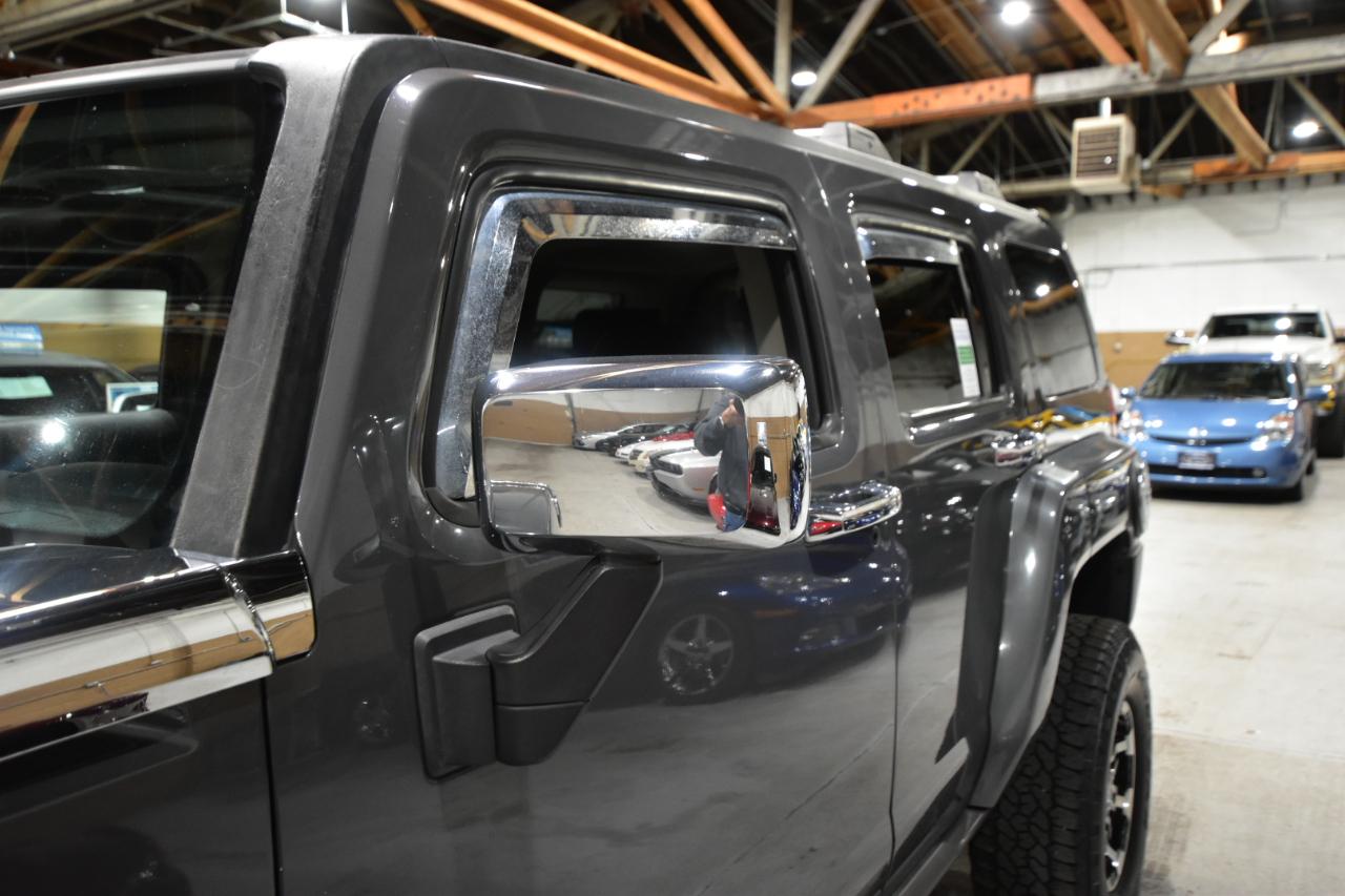 HUMMER H3 4WD 4dr SUV Luxury 2009