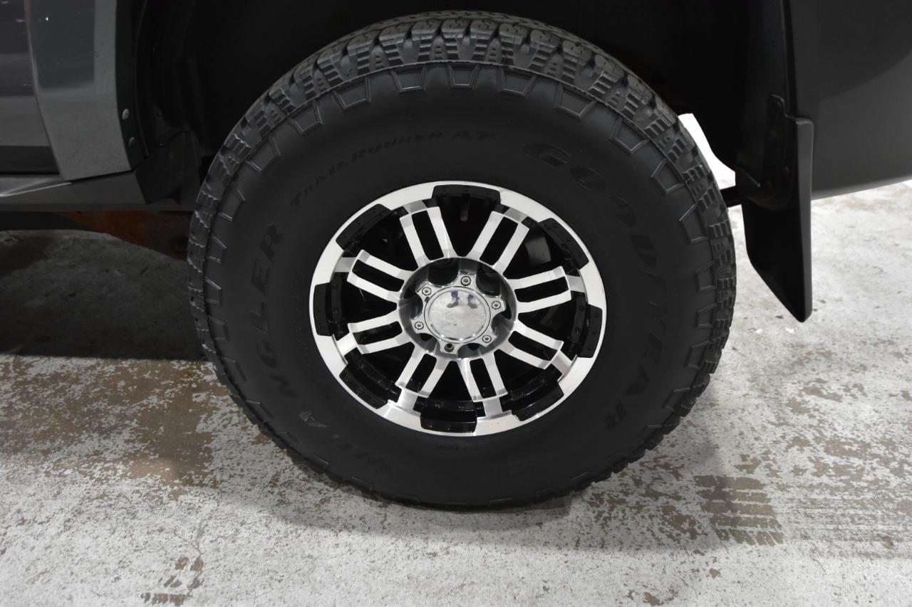 HUMMER H3 4WD 4dr SUV Luxury 2009