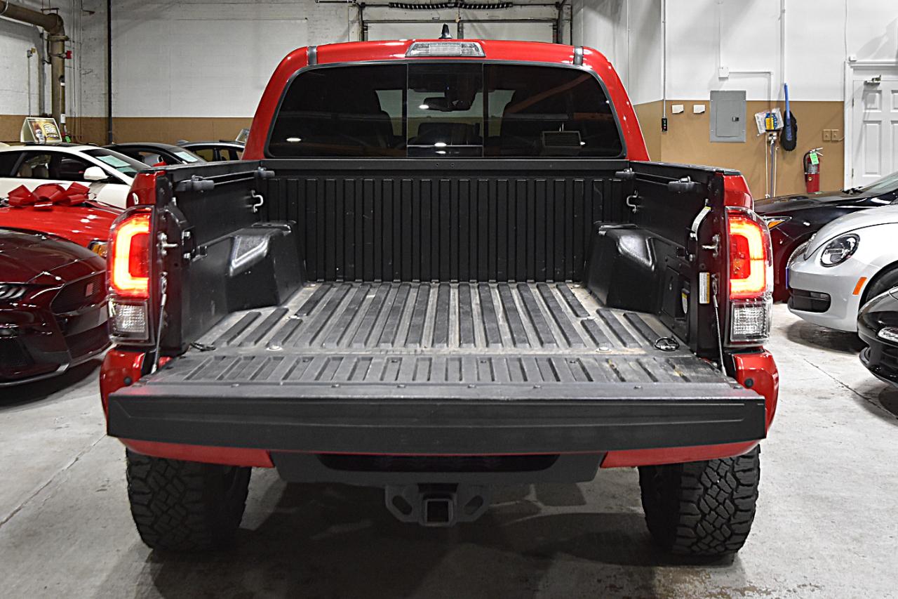 Toyota Tacoma 4WD TRD Off Road Double Cab 5' Bed V6 AT (Natl) 2020