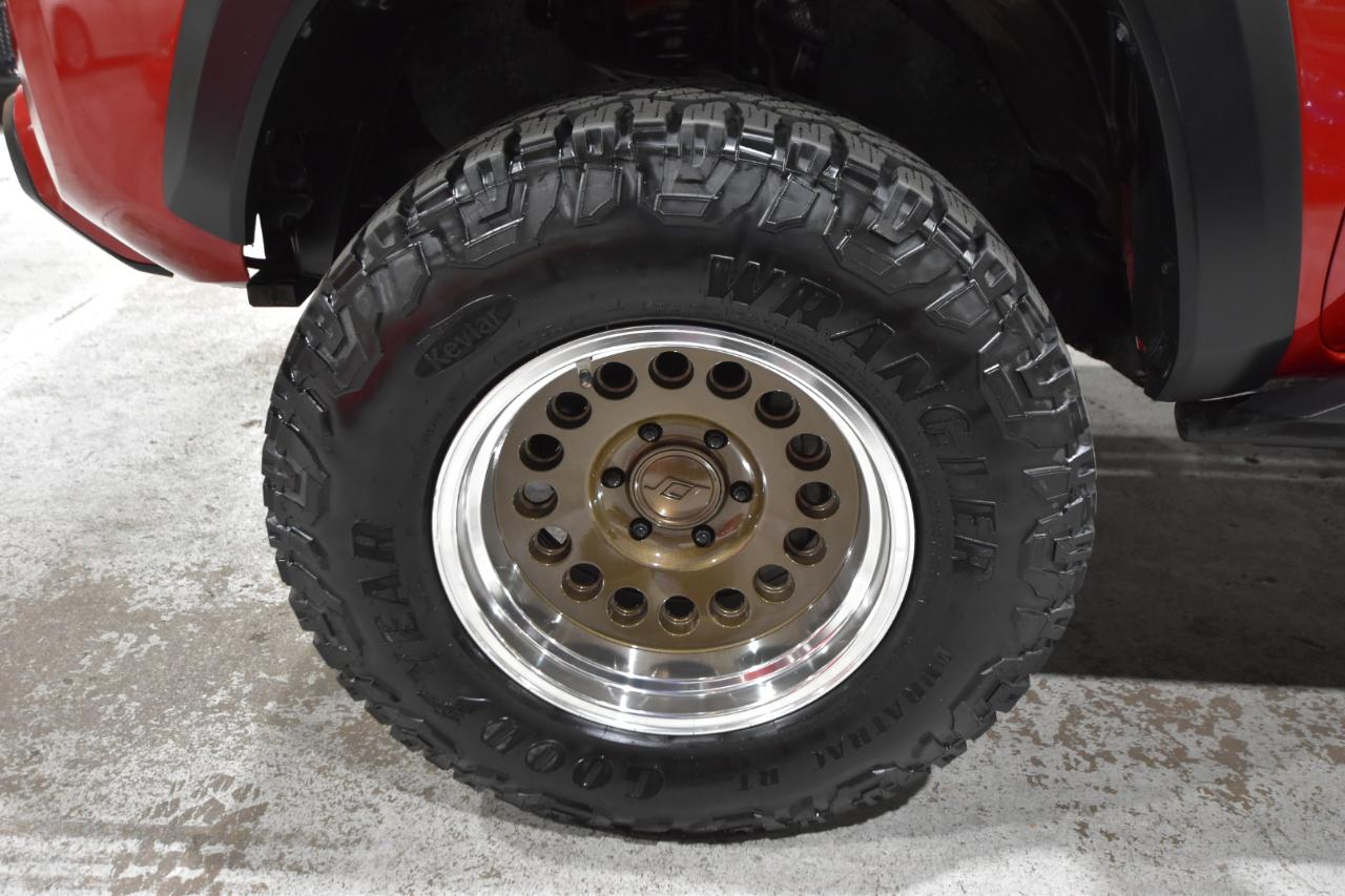 Toyota Tacoma 4WD TRD Off Road Double Cab 5' Bed V6 AT (Natl) 2020