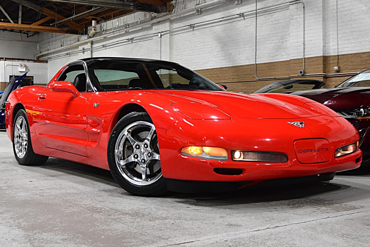 Chevrolet Corvette 2dr Cpe 2003