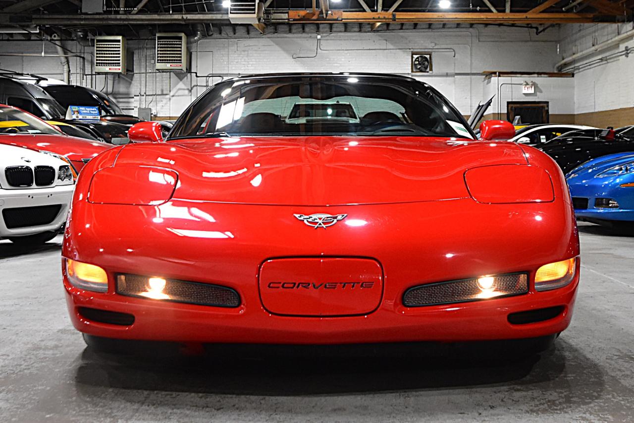 Chevrolet Corvette 2dr Cpe 2003