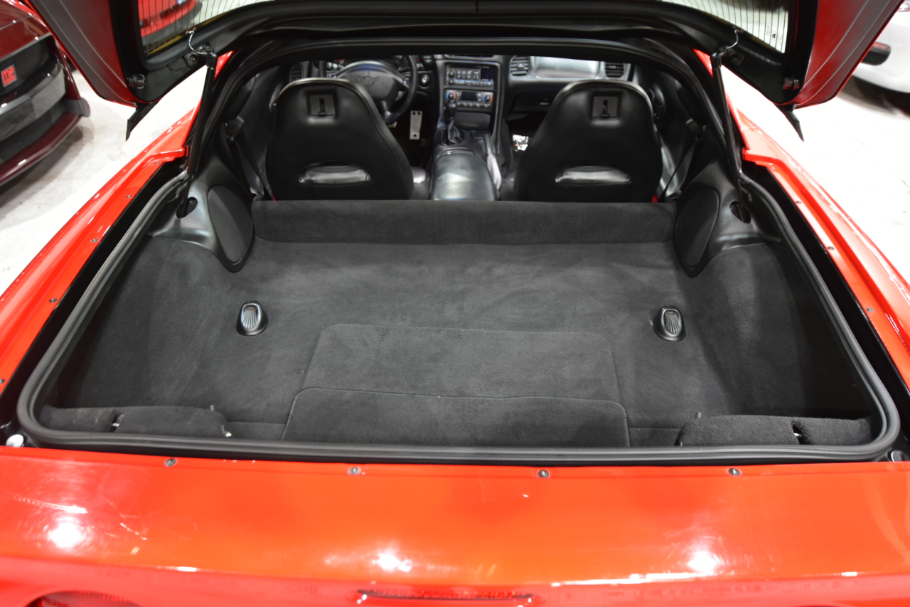 Chevrolet Corvette 2dr Cpe 2003