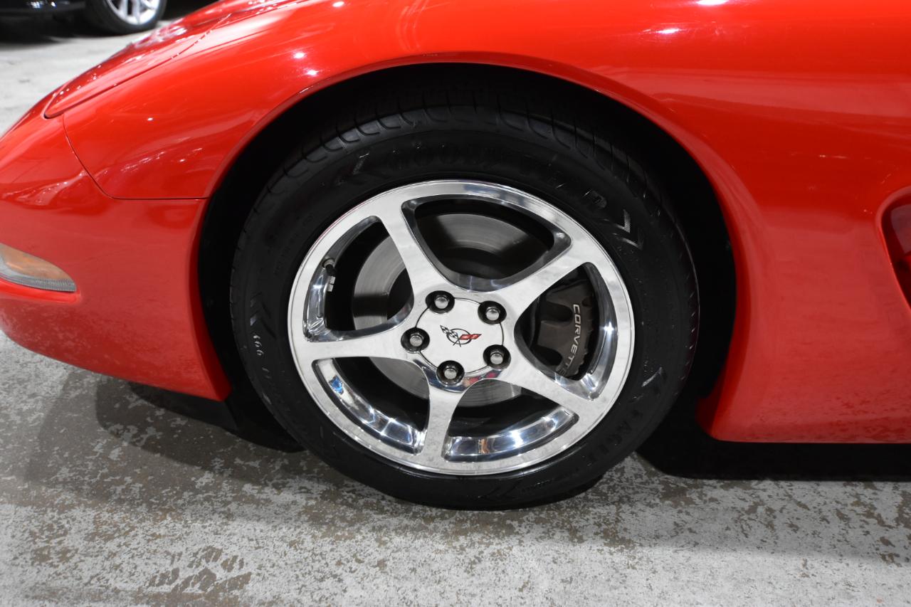 Chevrolet Corvette 2dr Cpe 2003