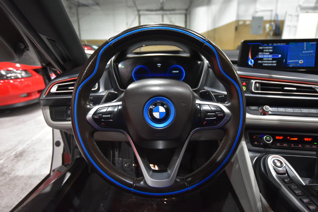 BMW i8 2dr Cpe 2016