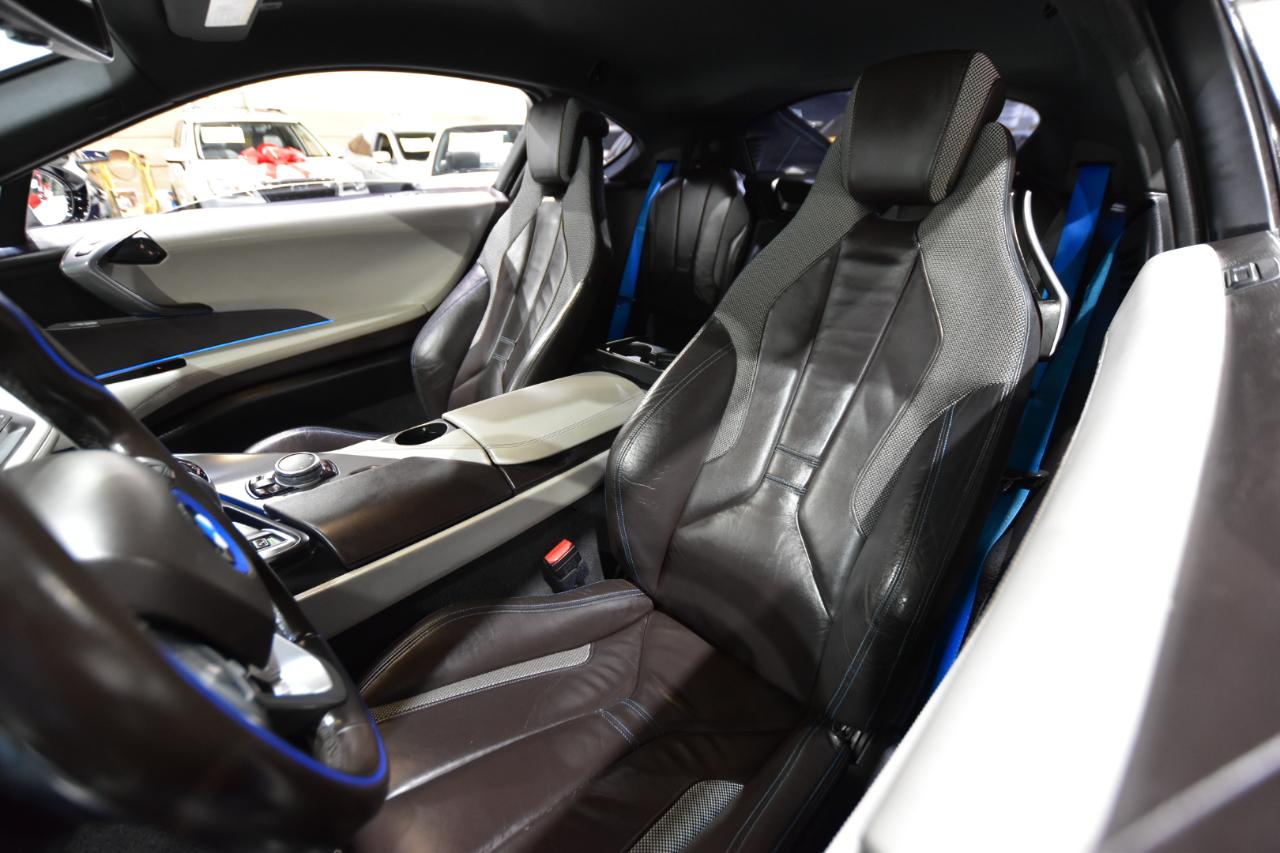 BMW i8 2dr Cpe 2016