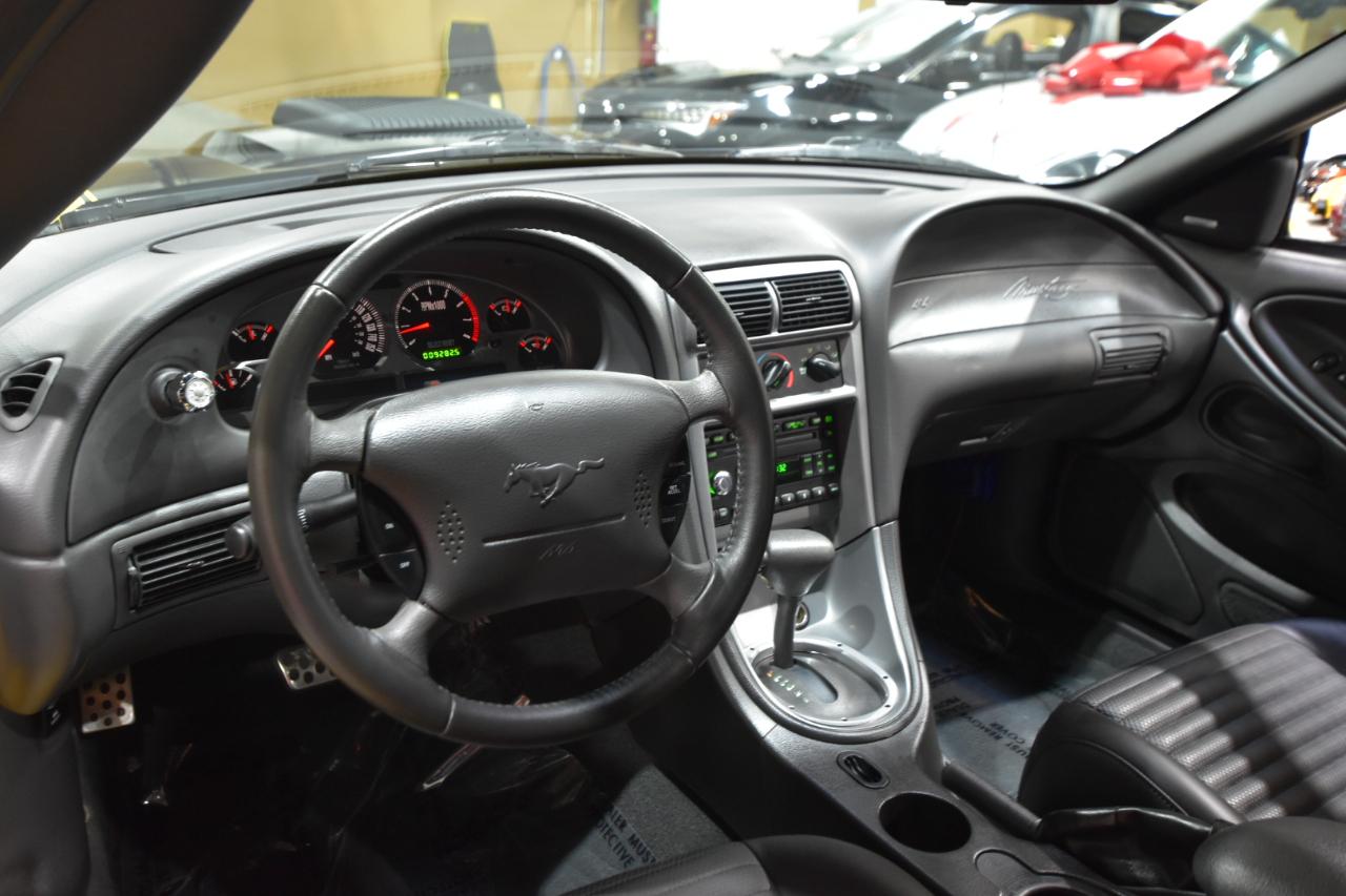 Ford Mustang 2dr Cpe Premium Mach 1 2004