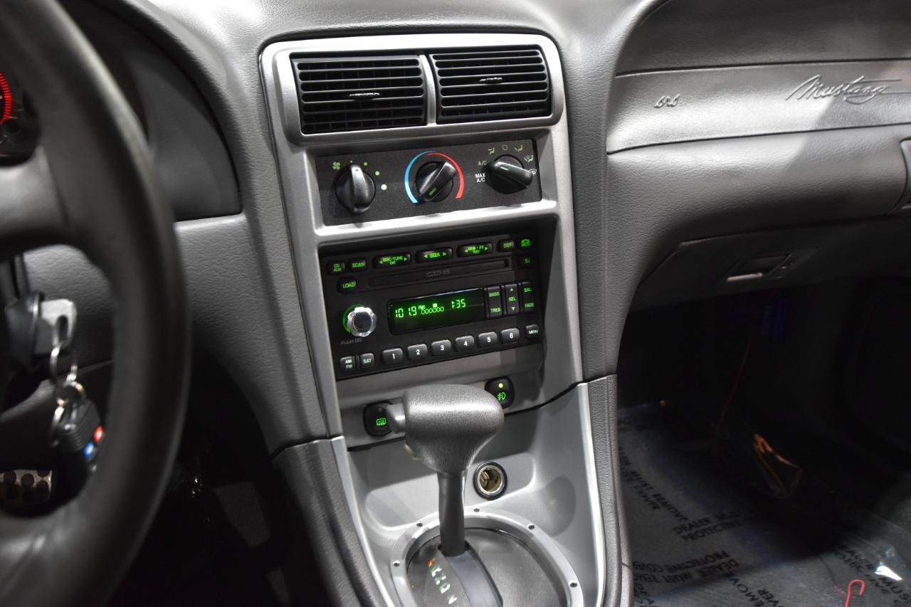 Ford Mustang 2dr Cpe Premium Mach 1 2004