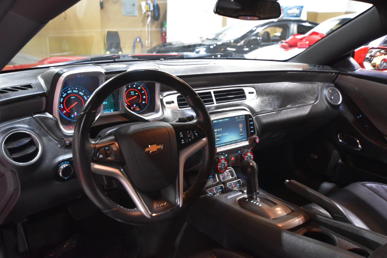 Chevrolet Camaro 2dr Cpe SS w/2SS 2013