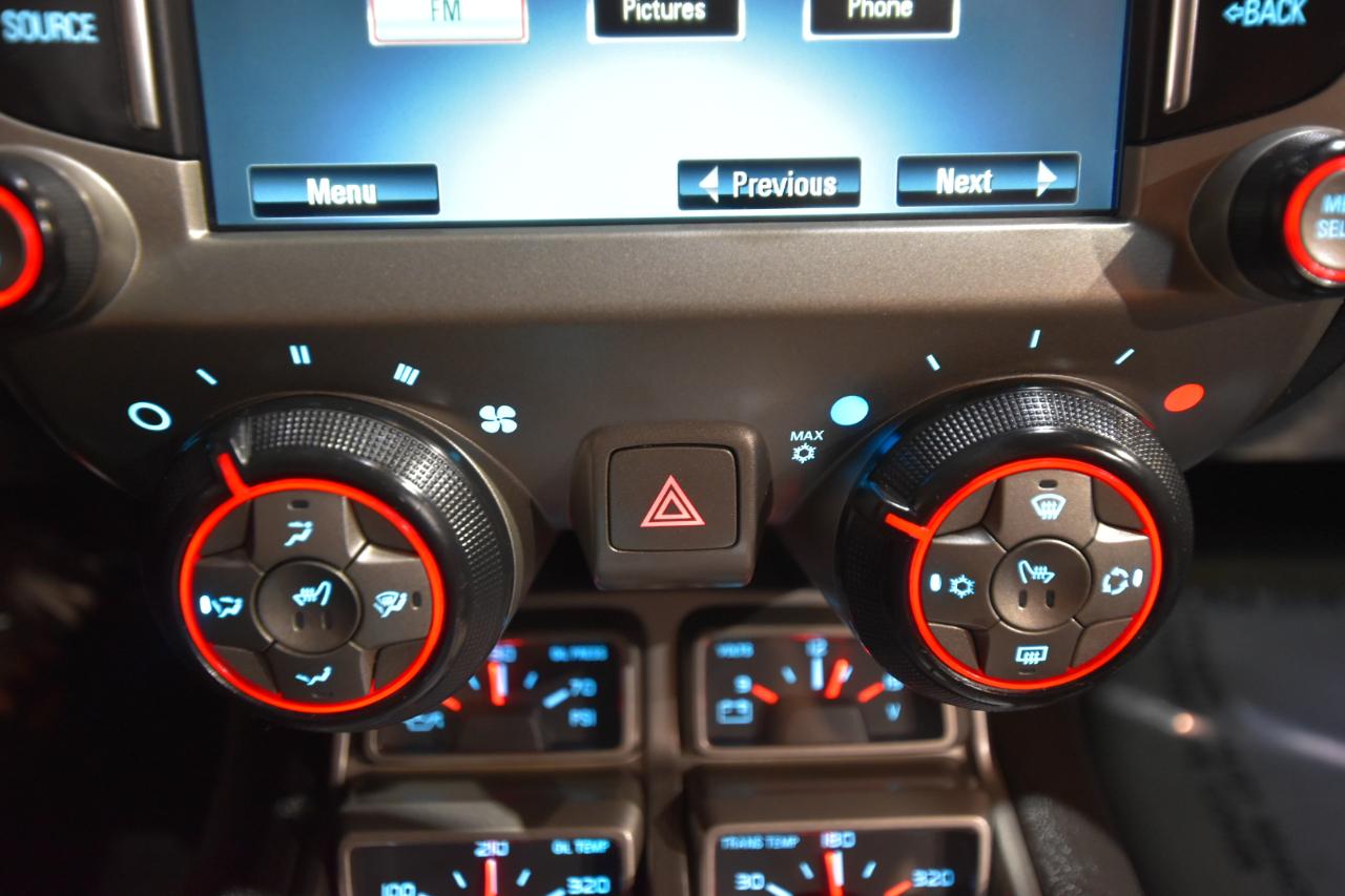 Chevrolet Camaro 2dr Cpe SS w/2SS 2013