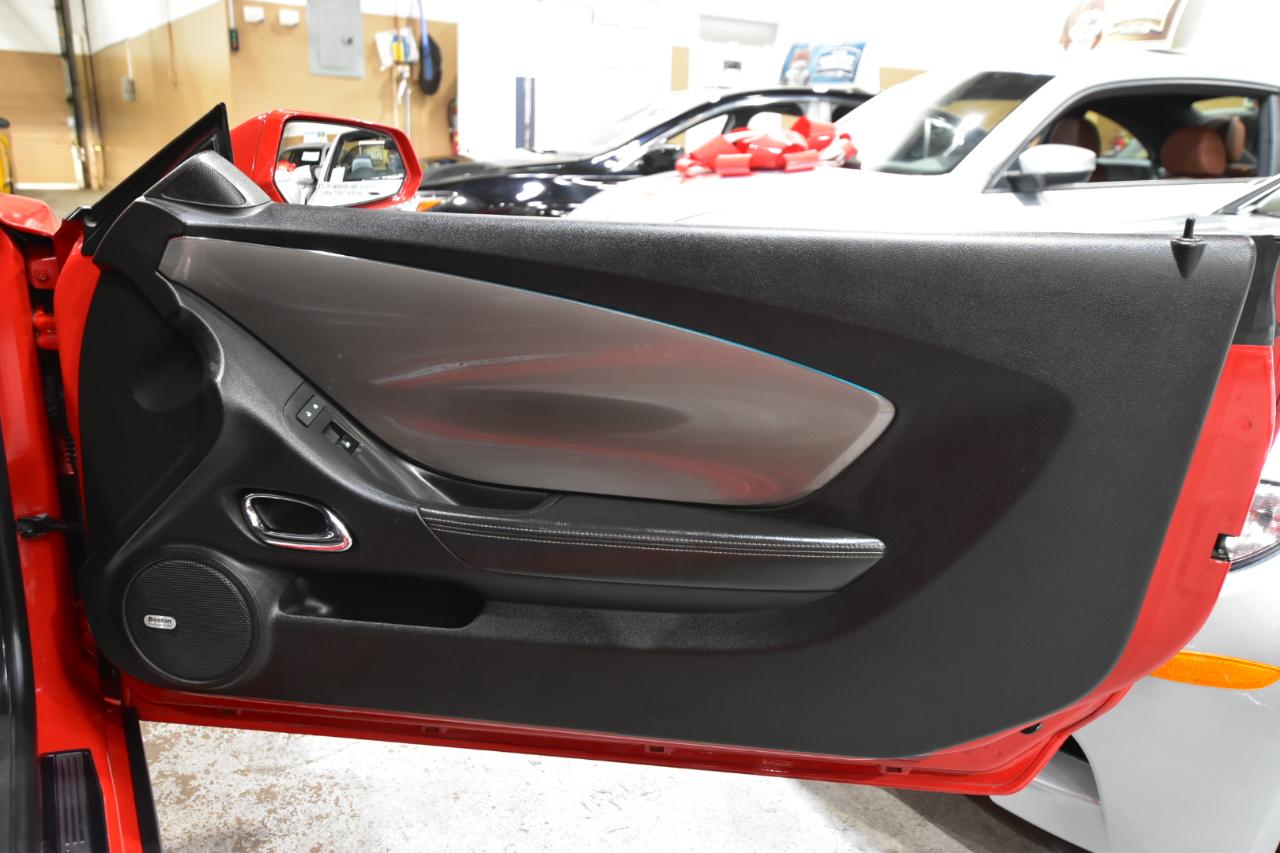 Chevrolet Camaro 2dr Cpe SS w/2SS 2013
